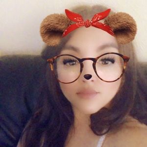 Meet your Posher, Julia